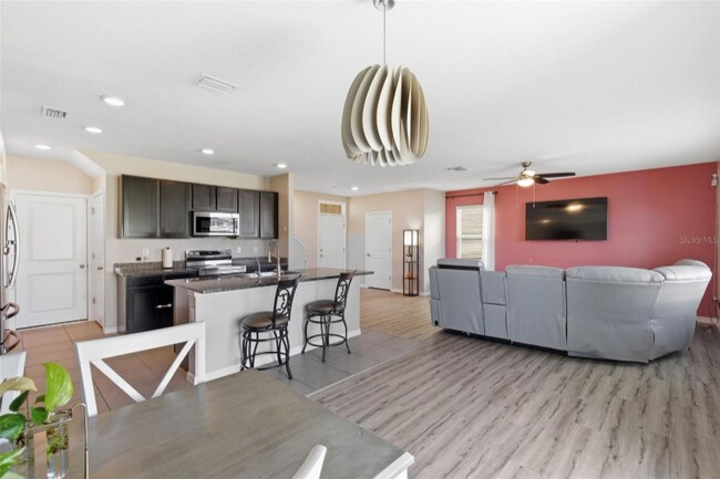 16849 Trite Bend St, Wimauma, FL 33598 - photo 3