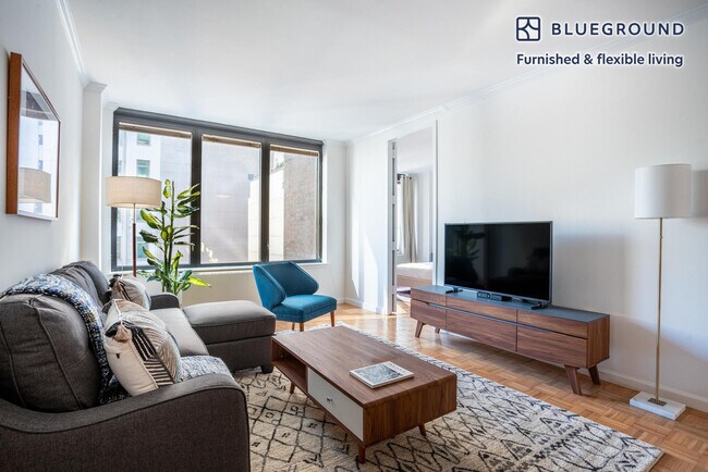 150 E 57th St unit FL15-ID1352, New York, NY 10022 - photo 2