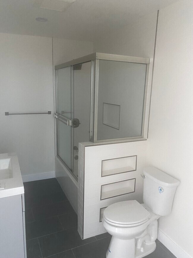 2916 E 10th St unit A, Long Beach, CA 90804 - photo 5