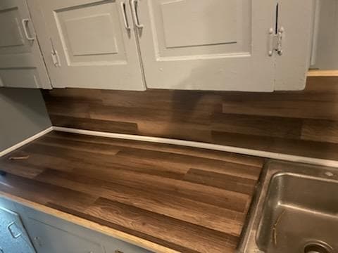 447 E Silver St unit C, Sharon, PA 16146 - photo 6