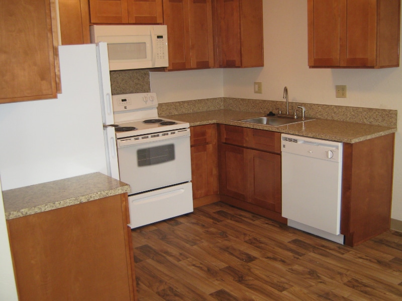 1725 N 5th St unit 75, Springfield, OR 97477 - photo 1