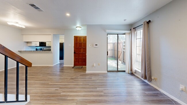 881 Dublin Dr unit 2, Richardson, TX 75080 - photo 2