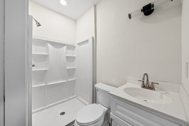 821 Burch Ave unit Bottom Left, Durham, NC 27701 - photo 5