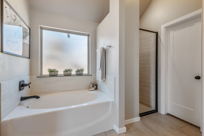 Jacobson_13200 Sawtooth Oak Rd_Primary-107.jpg