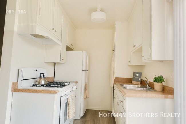 1822 Colby Ave unit 16, Los Angeles, CA 90025 - photo 2