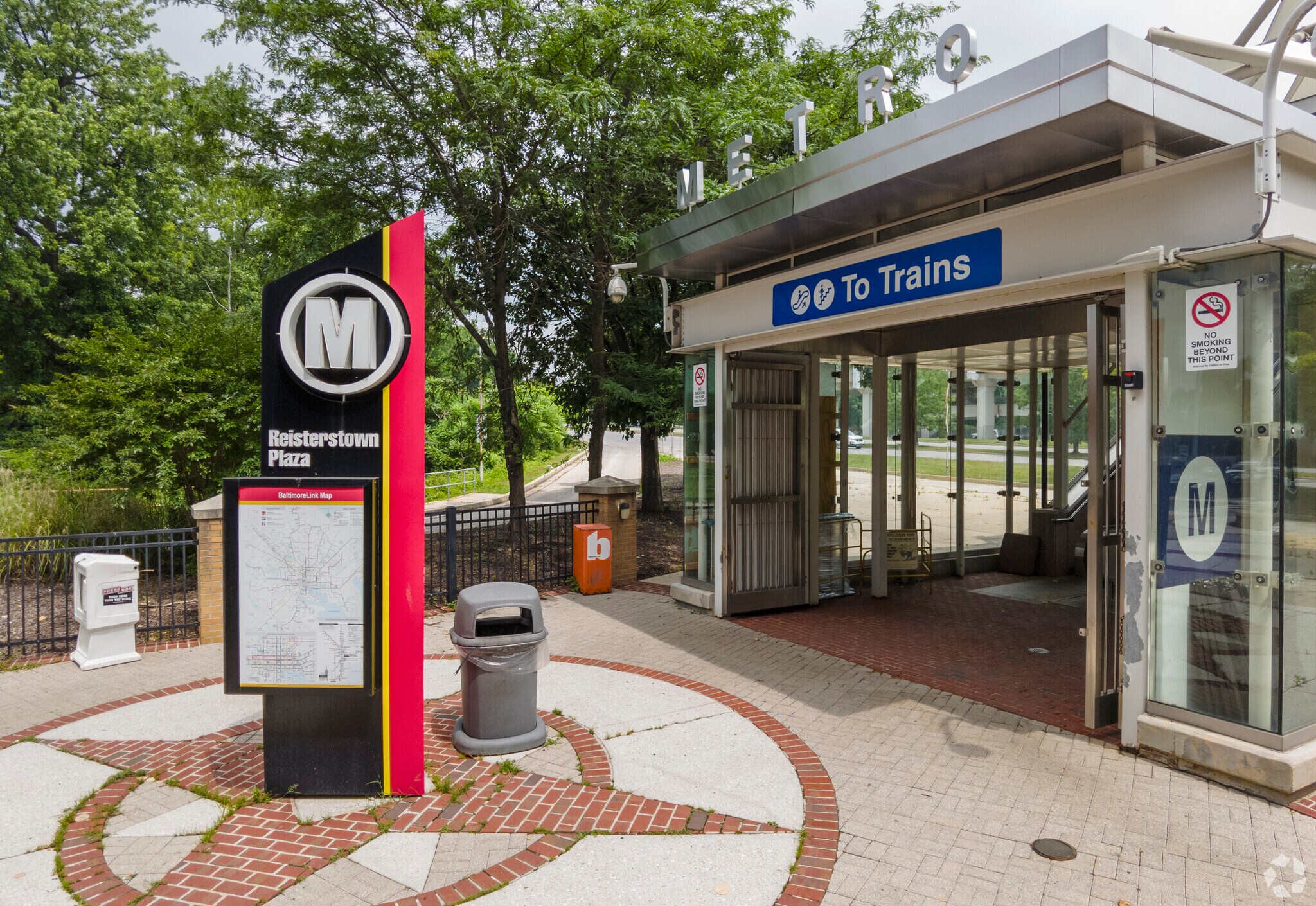 Pimlico Good Neighbors is conveniently located close to public transportation.