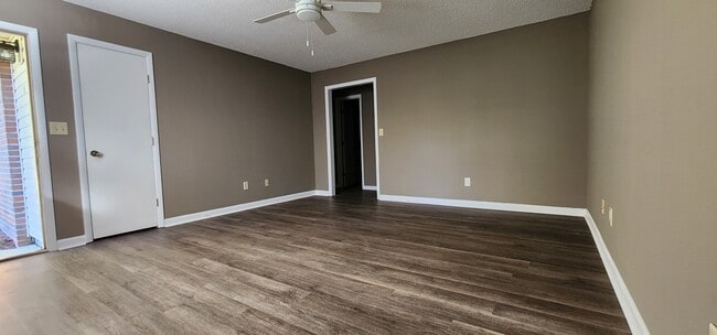 Cloverland-Denson-Livingroom