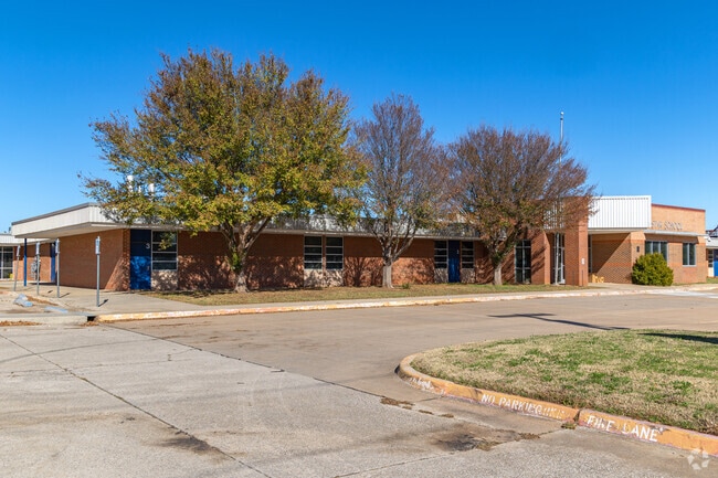Telstar Elementary School is welcoming to military families.