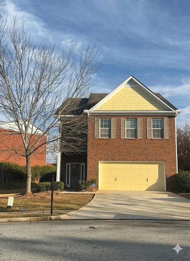 6211 Crestgate Ln, Tucker, GA 30084