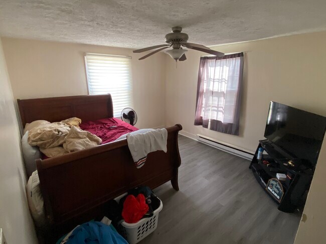 103 Lucas Dr unit A, Blacksburg, VA 24060 - photo 5