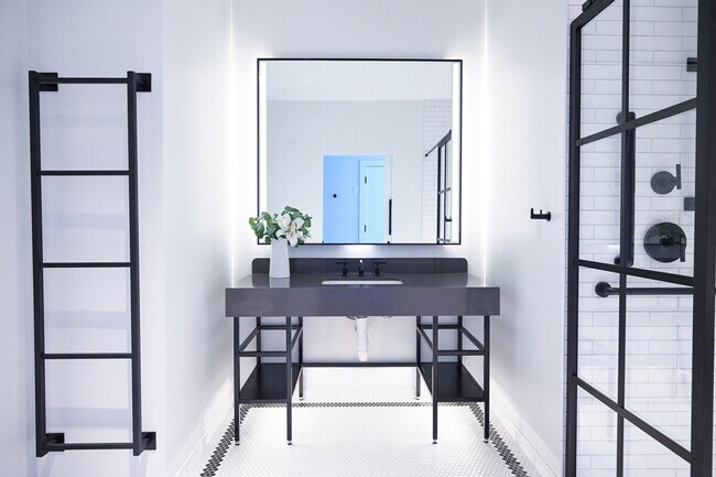 83 Middle St unit ID1366933P, Portland, ME 04101 - photo 4