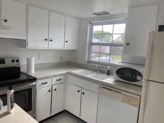 8522 10th St N Unit C, Saint Petersburg, FL 33702