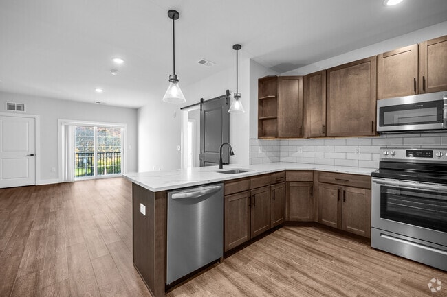 2 BR, 1 BA - Kitchen