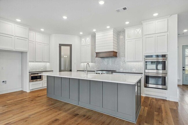 701 Redbrick Ln unit 36461642, Northlake, TX 76247 - photo 5