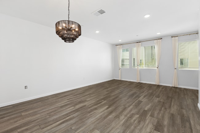 5272 Beachfront Cove, San Diego, CA 92154 - photo 4