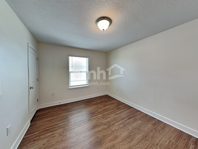 4309 Hollow Stump Run, Palmetto, FL 34221 - photo 7