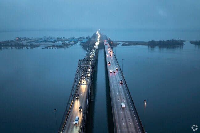 Bridges lead in and out of Decatur and surrounding areas like Flint City.