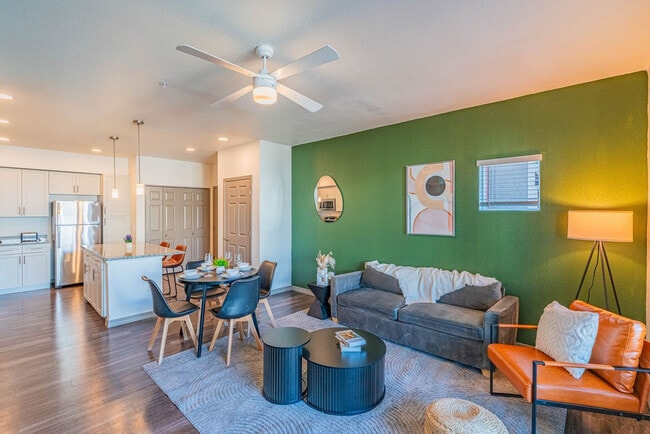 9600 W Georgia Ave unit ID1369236P, Glendale, AZ 85305 - photo 4