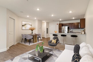 198 Littleton Rd, Chelmsford, MA 01824