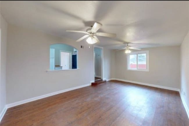 912 Seymour St unit B, Pasadena, TX 77506 - photo 4
