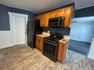 755-757 Silver St Unit 2, Manchester, NH 03103