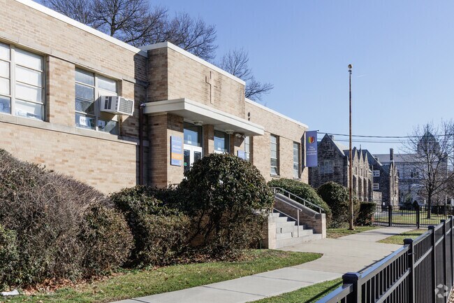 French American Academy of Englewood, NJ get an A rating from Niche.