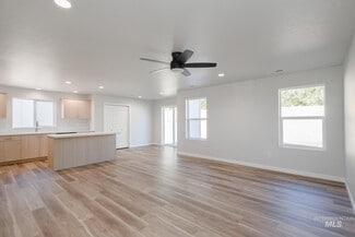 1614 Long Pond St, Middleton, ID 83644