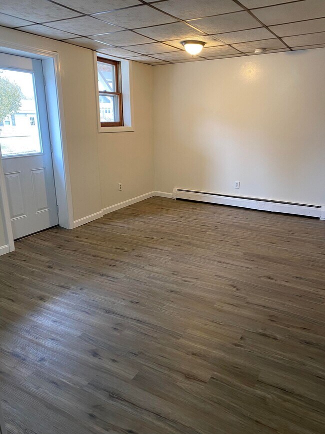 916 Main St unit 1, Vassalboro, ME 04989 - photo 4