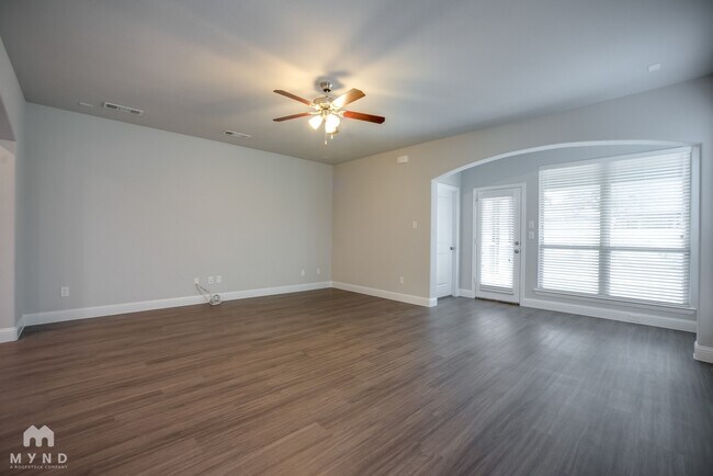 3308 Damsel Sauvage Ln, Lewisville, TX 75056 - photo 5