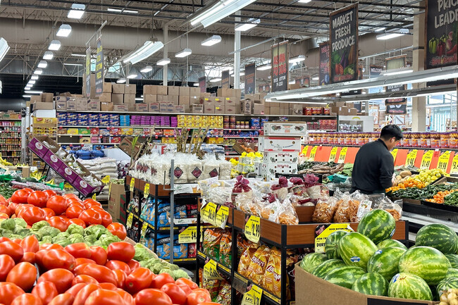 Saar's Super Saver Foods in Foster Heights offers everything you'd expect in a local grocer.
