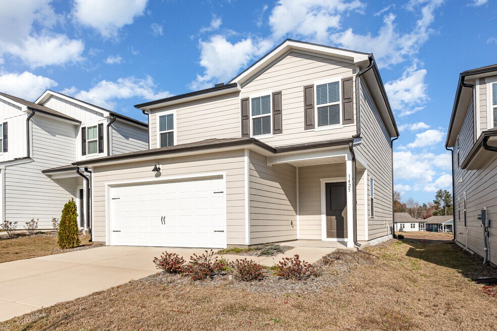 1425 Rhodes Pond St, Eagle Rock, NC 27591 - photo 1