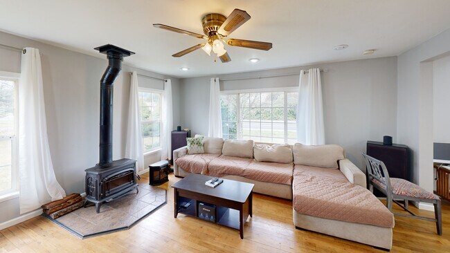 92171 Marcola Rd, Marcola, OR 97454 - photo 2