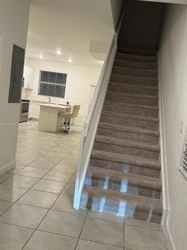 1663 SE 26th Rd, Homestead, FL 33035 - photo 4