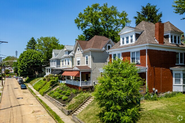 Avalon has many homes that sit up on the hills of the area looking down on the streets.