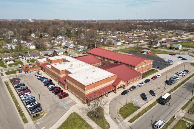 Unity Elementary is a public elementary school in Lima that houses students grades K-5.