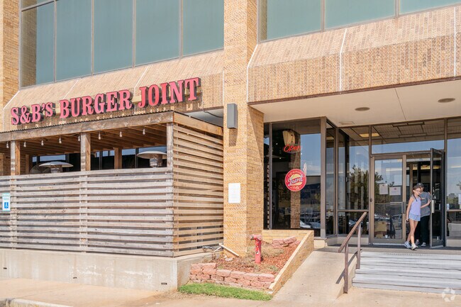 S&B’s Burger Joint near Roberts-Crest is a casual chain known for creative burger options.