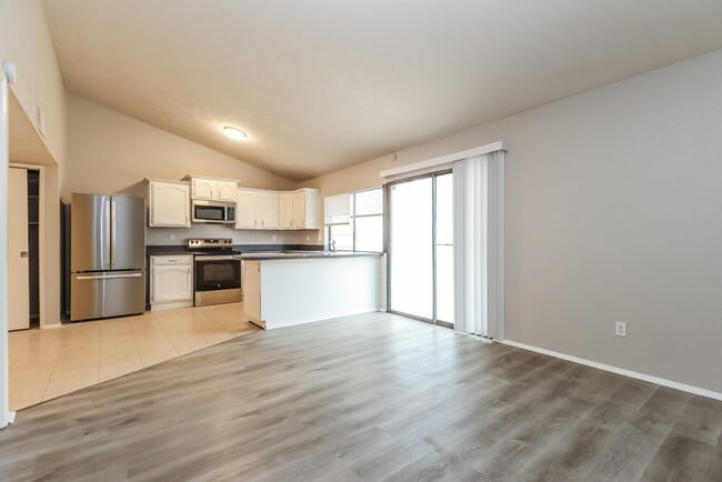 22730 Hawkwood Dr, Spring, TX 77373 - photo 6