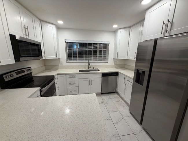 1215 Ximeno Ave unit 3, Long Beach, CA 90804 - photo 3