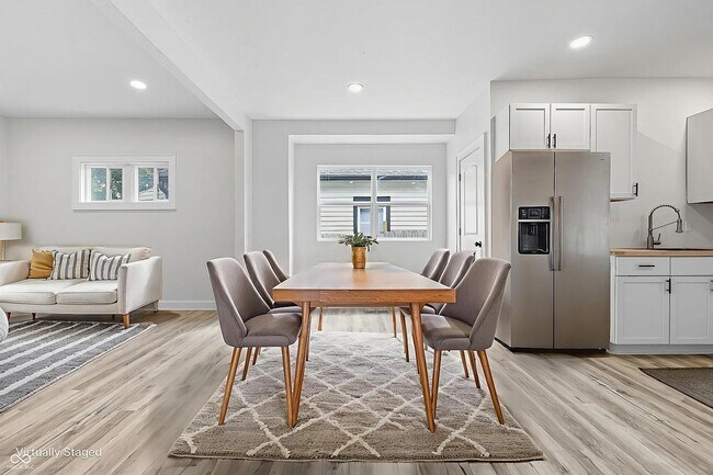 1218 N Ewing St, Indianapolis, IN 46201 - photo 6