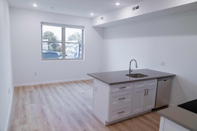 7246 Rising Sun Ave unit Rising sun, Philadelphia, PA 19111 - photo 4