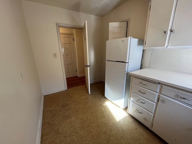 1406 Drake St unit 3, Madison, WI 53711 - photo 3