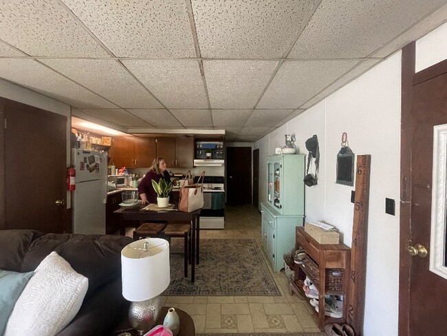 18 S High St unit B, Selinsgrove, PA 17870 - photo 4