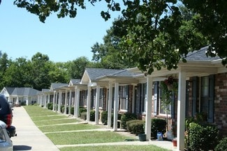 811 Laurens St NW, Aiken, SC 29801