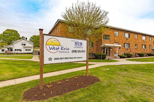 Water's Edge Apartments, Lorain, OH 44053 - photo 6