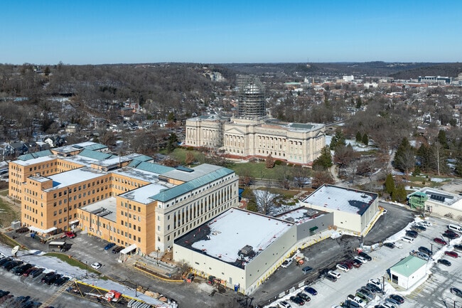 The state capitol building in Frankfort was completed in 1910.