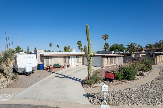 In South Harrison, most homes are not controlled by HOAs.