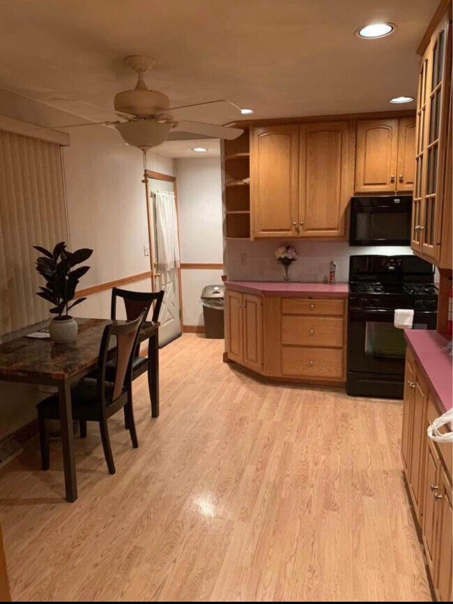 784 Broadway unit 6, Everett, MA 02149 - photo 4