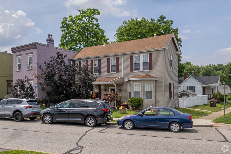 Erlanger_1008896_CG_093025_V1