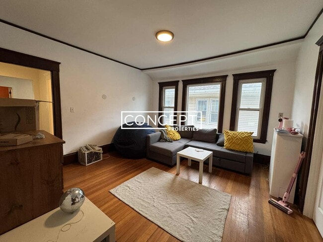 100 W Adams St unit 1CP, Somerville, MA 02144 - photo 4