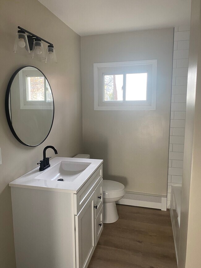 235 Washington Ave unit First Floor, Schenectady, NY 12302 - photo 6